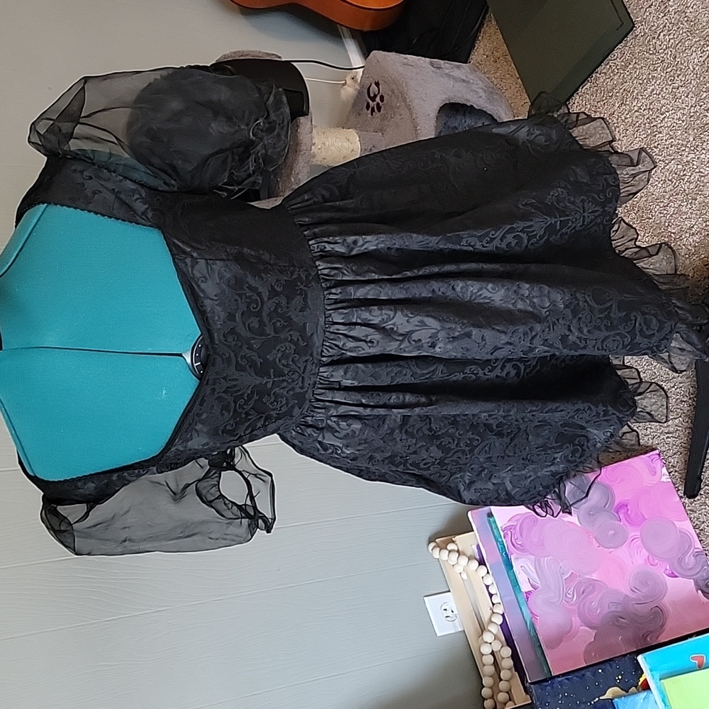 Widow DARK BIDDING BABYDOLL DRESS